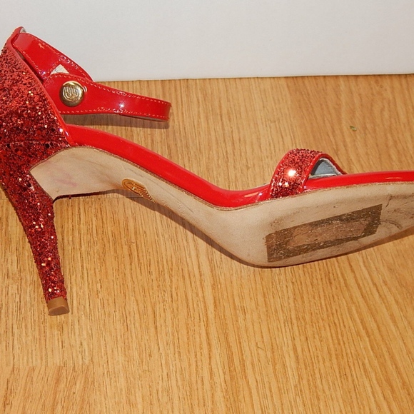 CHIARA FERRAGNI RED SANDALS HEELS sz 39(8.5-9) - Picture 3 of 3